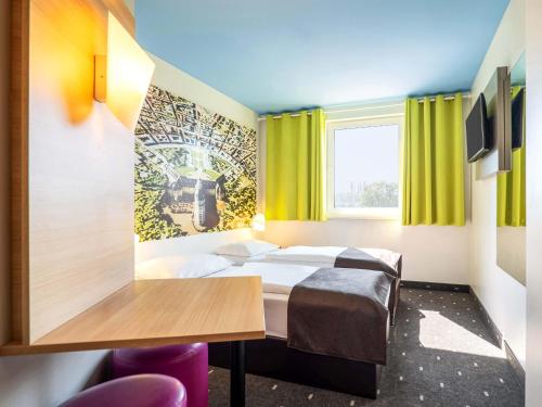 room detail thumbnail 0