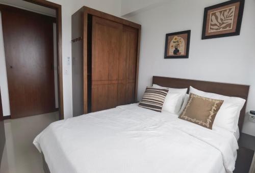 Colombo Trizen J&J future Apart ment - image 6