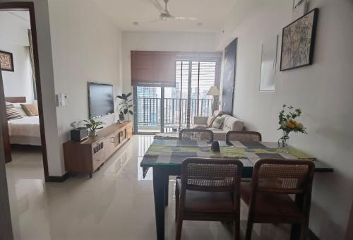 Colombo Trizen J&J future Apart ment - image 5