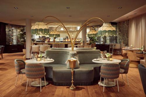 Restaurant, Van der Valk Hotel Sassenheim - Leiden in Sassenheim