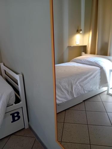 Roma Scout Center - Hostel Room Type - Single Bed in Female Dormitory Room