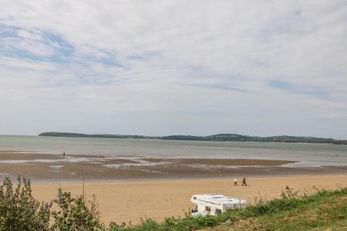 Exterior view, Dunbrody Dreams in Arthurstown