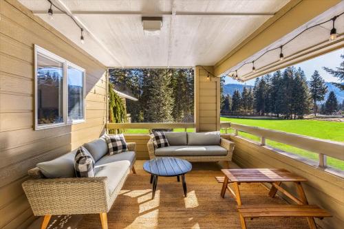 Snow Creek Peak Condo