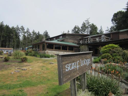The Surf Lodge and Pub