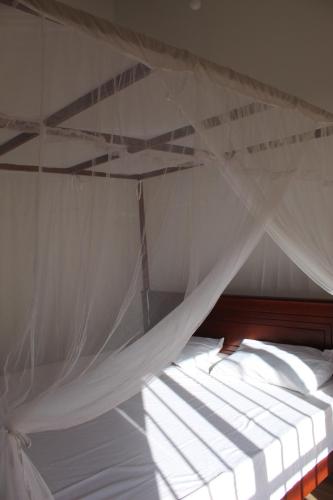 Ishi Villa Hikkaduwa - image 3