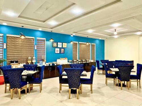 Restorāns, Hotel One DG Khan in Dera Ghazi Khan