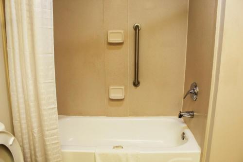 Cedartown Inn & Suites in 錫達敦