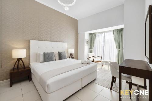 Lavish One Bedroom with Amazing Sun Deck & Pool, Dubaj (fotografie 2)