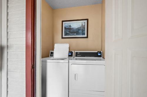 Americas Best Value Inn Midlothian in Midlothian, USA
