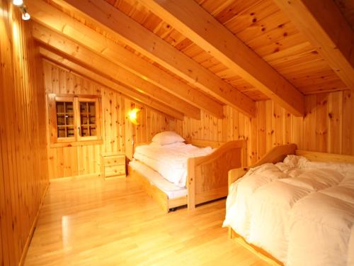 Chalet in Rhone Valley near Ski Lift, Les Collons (photo 10)