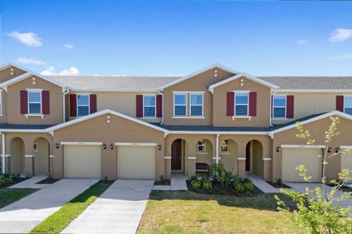 Family Friendly 4 Bedroom Close to Disney 5148 in Kissimmee, USA