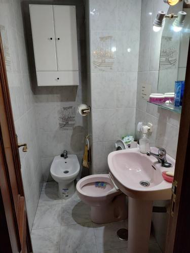 Habitación individual Alameda de Osuna, Madrid (Foto 8)