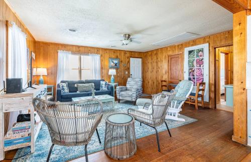 Beach Baby in Kitty Hawk (NC)