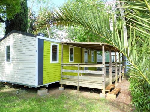 2 bedrooms, 4 beds