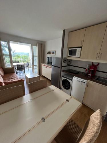 Cap Esterel C9 - Studio cabine avec terrasse et parking privatif