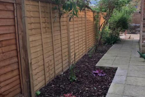 Charming 2 Bed Home 3 mins from Arsenal Station - main image