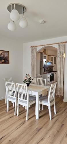設施, Ferienwohnung Belle in 安德納赫