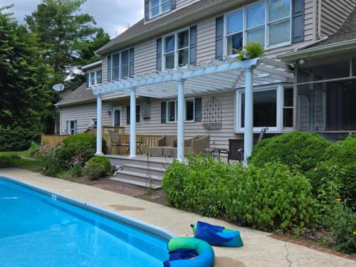 The Eagles Nest in Grasonville (MD)