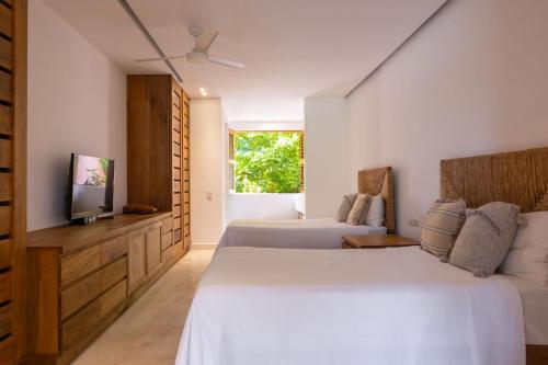 El Careyes Club & Residences