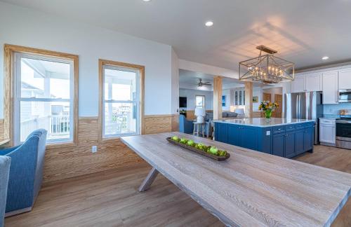 K1716 The Sandbar - New Construction Paradise, Semi Oceanfront, Private Pool in Kitty Hawk (NC)