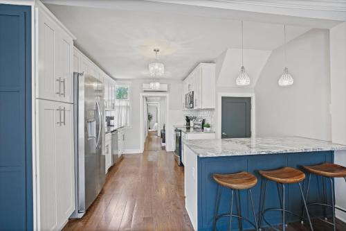 Charming 4BR with Private Patio and Historic Row Downtown, Frederick (foto 7)