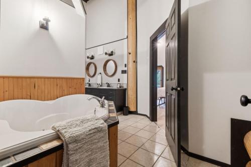 Nordegg Timber Estate in Nordegg (AB)