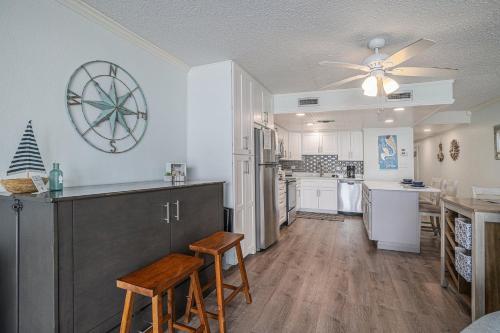 0206 Waters Edge Resort condo - image 3