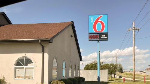 外部景觀, Motel 6 Omaha, NE - IAT West in 里奇蘭VIII
