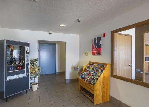 大堂, Motel 6 Omaha, NE - IAT West in 里奇蘭VIII