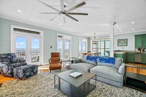 Salty Beach by Coastline Vacation Rentals