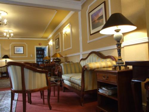 Ely House Hotel - 울버햄프턴