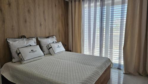 Moderný apartmán 2 s veľkou terasou (Moderny apartman 2 s velkou terasou) in Bobrova