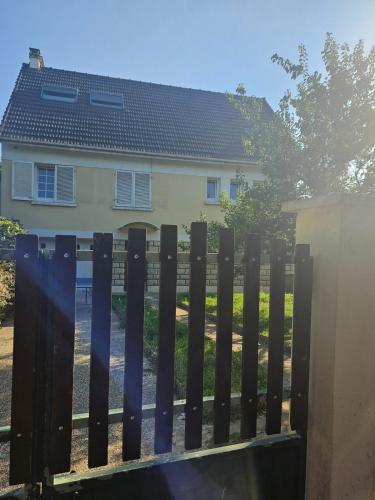 Maison Ethno Chic proche de Paris et d'Orly in Morangis