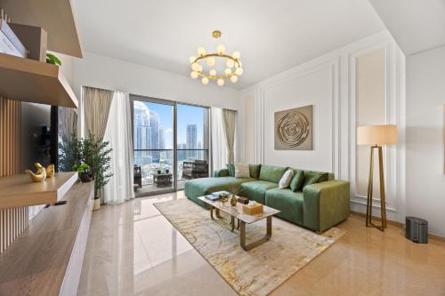 Burj Khalifa and Dubai Fountian Direct View - Luxury 2BR Flat - Downtown Dubai, Dubai (photo 3)