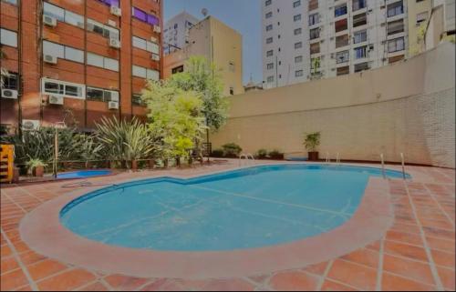 Corazón de Retiro, con cochera piscina y sauna