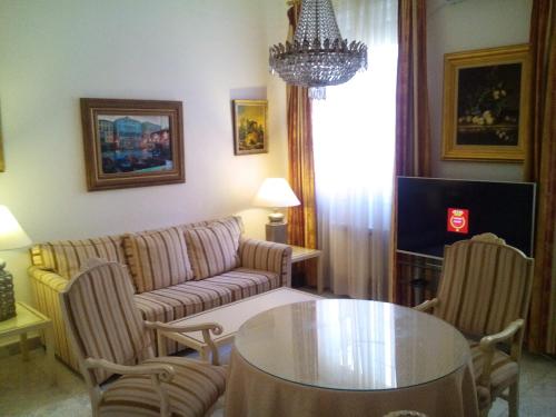  Atocha Palace, Pension in Madrid