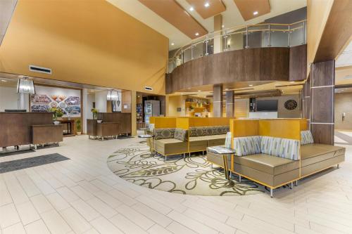 Best Western Plus Franciscan Square Inn & Suites Steubenville in Steubenville, USA