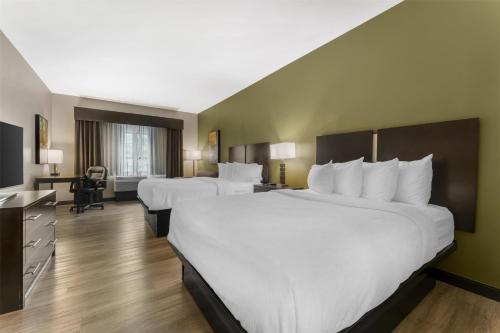 Best Western Plus Franciscan Square Inn & Suites Steubenville - image 14