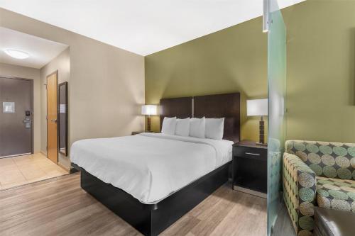 Best Western Plus Franciscan Square Inn & Suites Steubenville - image 9