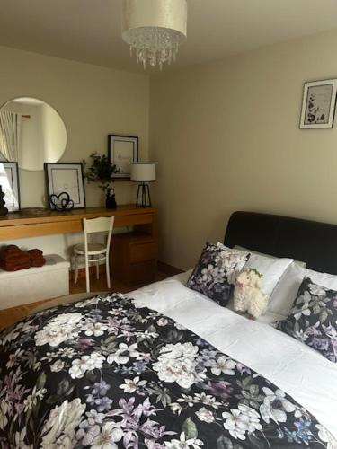 49 Dunalinn Culdaff in Mountnugent