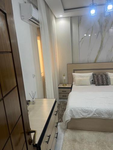 La Gloire Point-E in Ouakam