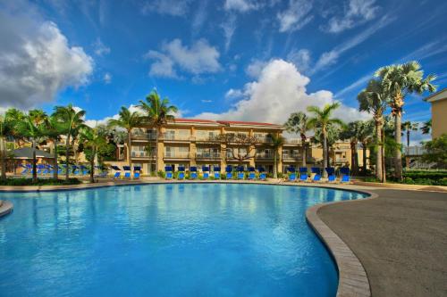 สระว่ายน้ำ, แมริออท เซนต์ คิตส์ บีช คลับ (Marriott's St. Kitts Beach Club) in คิตเตียนวิลเลจ