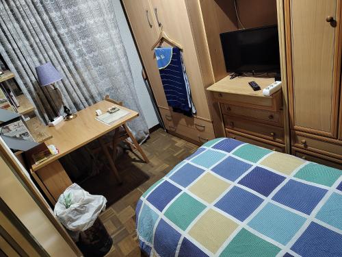 Habitación individual Alameda de Osuna, Madrid (Foto 10)