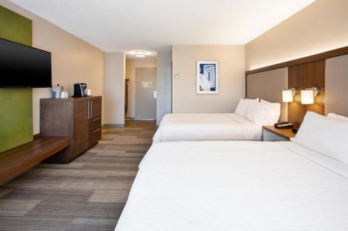 Holiday Inn Express Nashville Airport an IHG Hotel - image 13