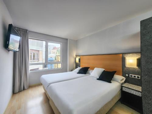 Hotel Faranda Pathos Gijón, Ascend Hotel Collection Room Type - 2 single beds with sofa