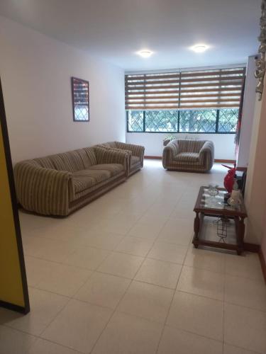 Peaceful Guest Room in Central Bogot