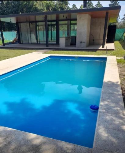 View, Quincho y pileta para reuniones tranquilas en Roldan in Roldán