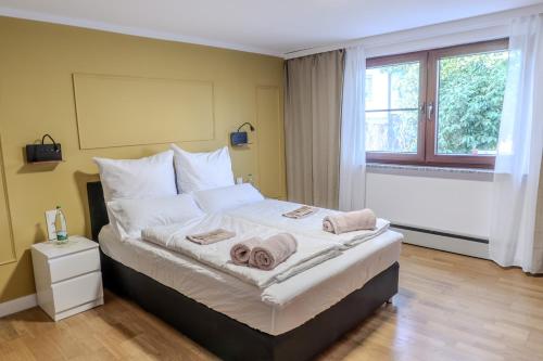 Naturblick Apartment - Modernes 3-Zimmer mit Privatparkplatz in Neustadt Bei Coburg