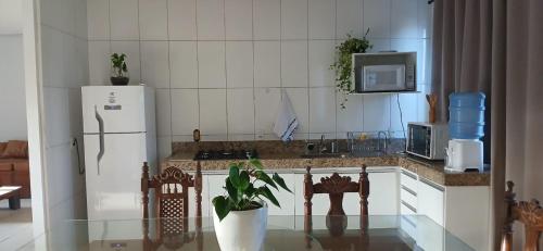 virtuve, Hospedaria Em Lagoa - Apto 103 - Residencial Cota in Lagoa Da Prata