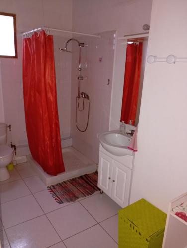 L'Authentique Sikryé (L'Authentique Sikrye) in サントアンヌ